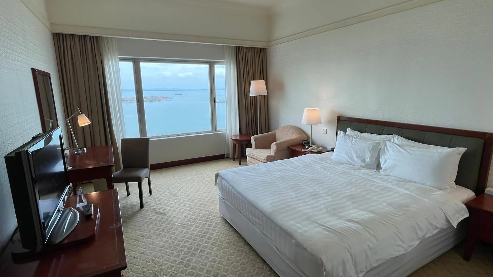 Gurney Bay Hotel, A Parkroyal Partner Hotel George Town 5*,  Malaysia